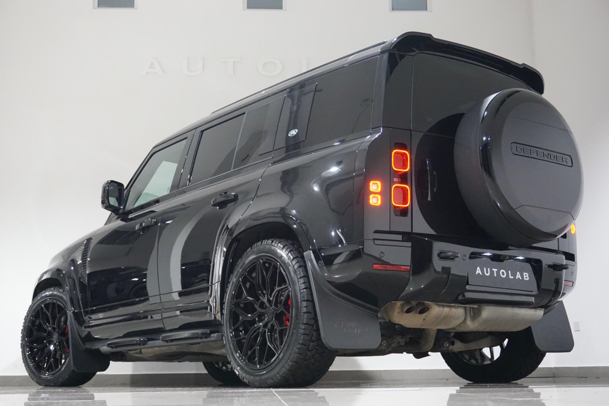 Land Rover Defender 110 3.0 D250 MHEV X-Dynamic HSE SUV 5dr Diesel Auto 4WD Euro 6 (s/s) (250 ps)